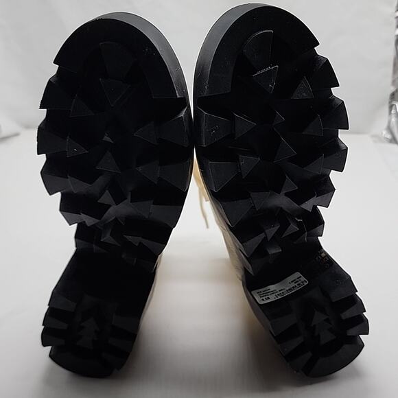 SCHUTZ XAYENE EGGSHELL LUG SOLE ANKLE BOOTIES WOMEN'S 6.5 NWOB - Picture 13 of 16